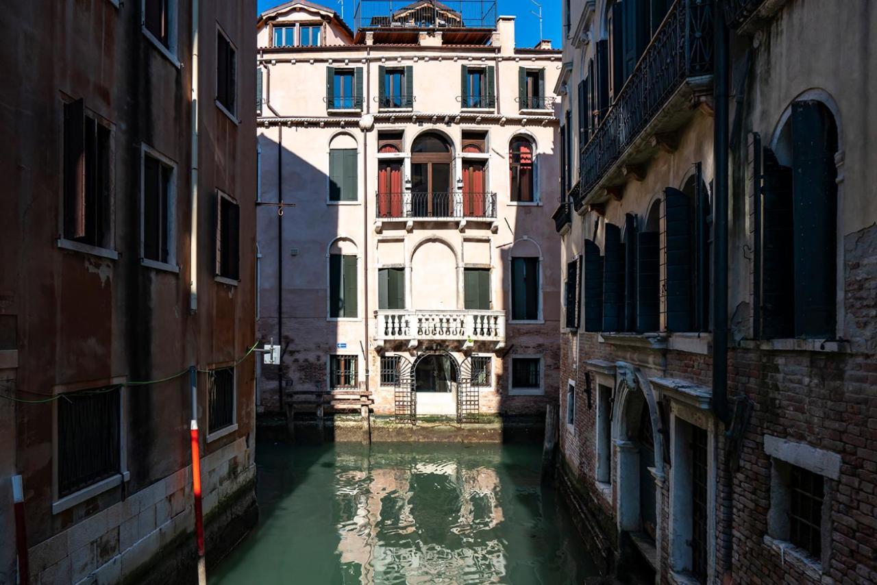 Corte Rubbi 6 Deluxe Studio Apartment Venice Luaran gambar
